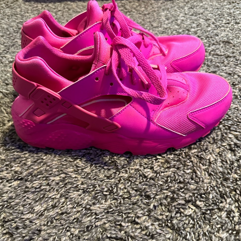 pink huaraches